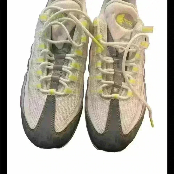 Air Max 95 Recraft GS Logos Pack Size 9.5 Nike Bright Neon Green 2021 - Picture 1 of 7